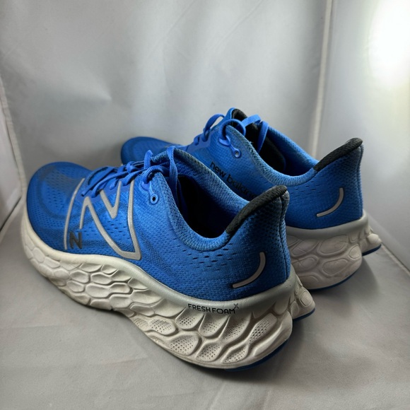 New Balance Fresh Foam More v4 Running Shoes - Men's size 12 - Picture 5 of 13